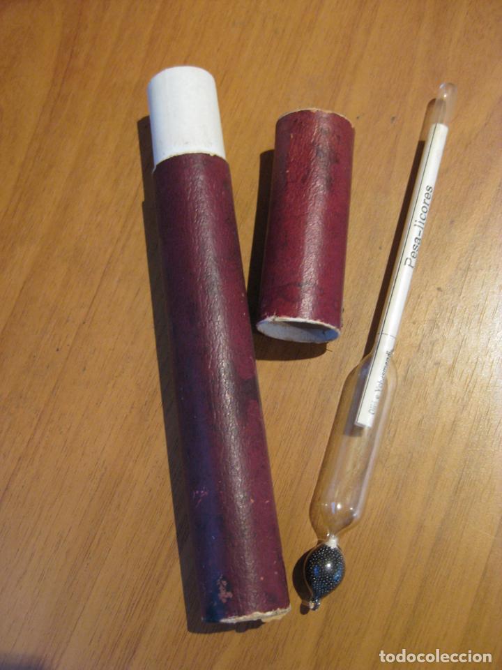 Sammlung von Weinen und Lik&ouml;ren: PESA-LICORES - OLIO E YCHASMENDI BARCELONA - CAJA ORIGINAL