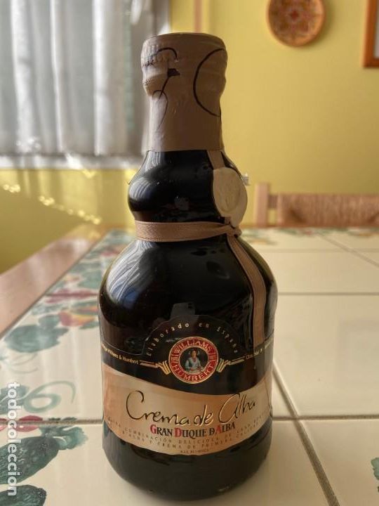 Sammlung von Weinen und Lik&ouml;ren: CREMA DE ALBA, GRAN DUQUE DE ALBA