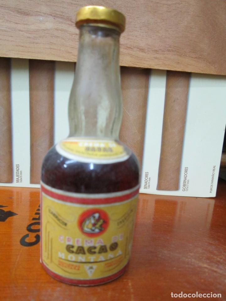 Collection of wines and liquors: ANTIGUO BOTELLIN, CREMA DE CACAO