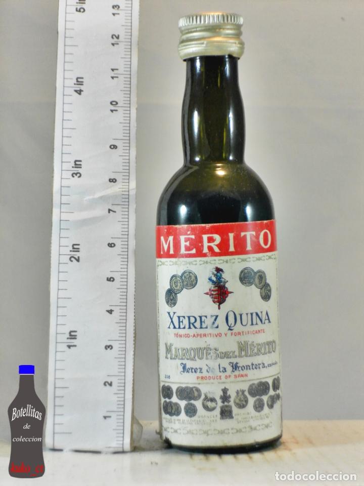 Coleccionismo de vinos y licores: BOTELLITA BOTELLIN MERITO XEREZ QUINA MARQUES DEL MERITO JEREZ