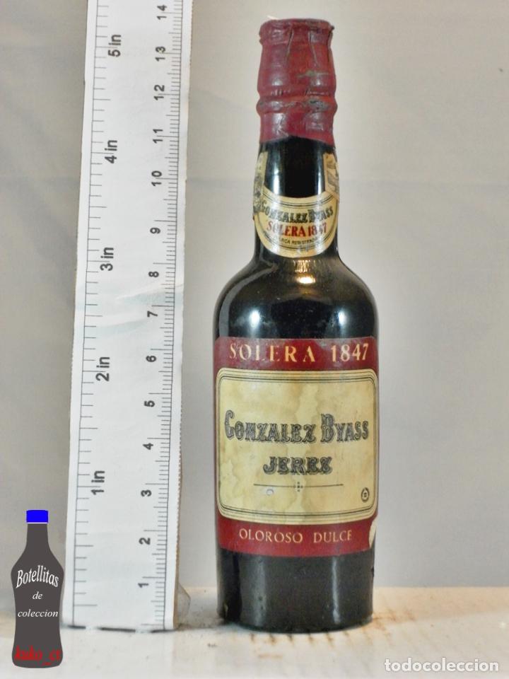 Sammlung von Weinen und Lik&ouml;ren: BOTELLITA BOTELLIN SOLERA 1847 GONZALEZ BYASS JEREZ OBSEQUIO CASAL REY DE LOS BOLSOS SEVILLA