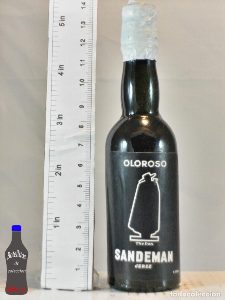 Sammlung von Weinen und Lik&ouml;ren: BOTELLITA BOTELLIN OLOROSO THE DON SANDEMAN JEREZ