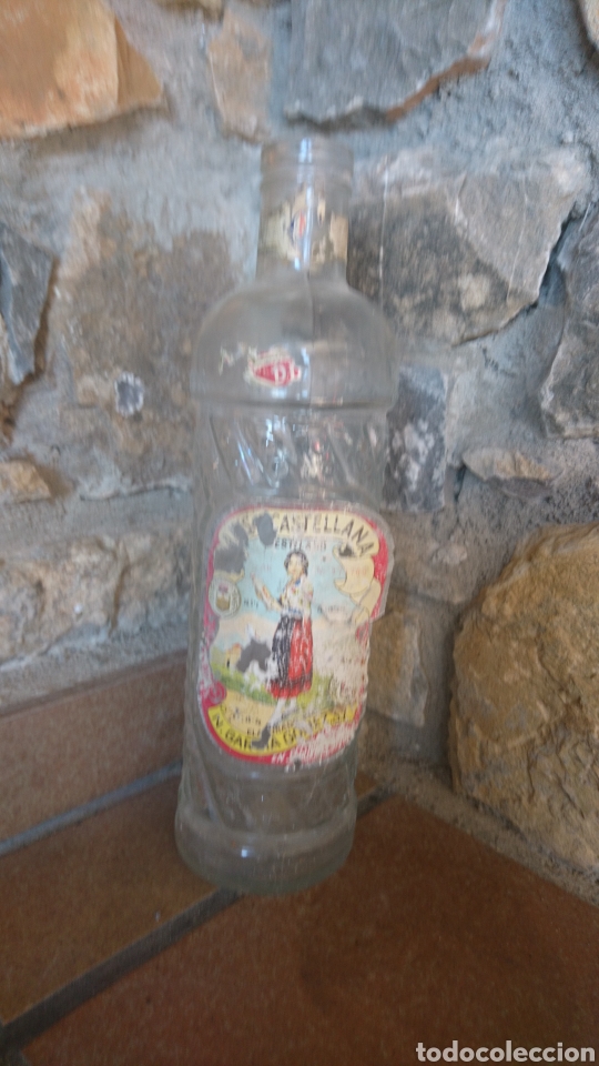 Coleccionismo de vinos y licores: Botella anis La Castellana. - Foto 2