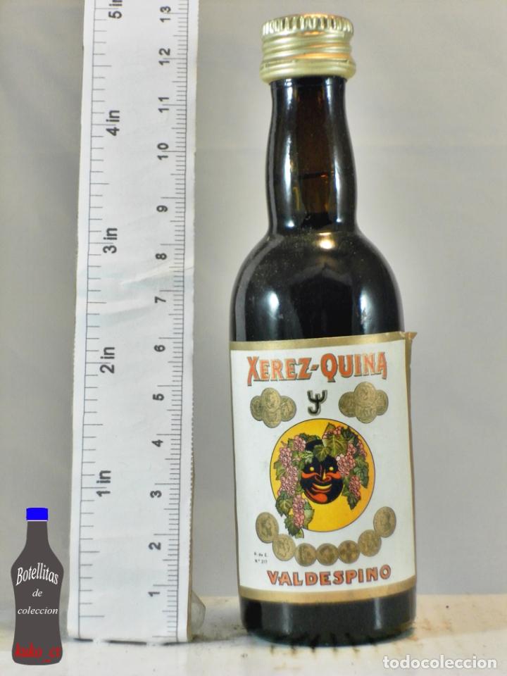Coleccionismo de vinos y licores: BOTELLITA BOTELLIN XEREZ QUINA VALDESPINO JEREZ DE LA FRONTERA