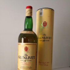 Coleccionismo de vinos y licores: ANTIGUO WHISKY GLENLIVET 12 AÑOS RARA BOTELLA 1.14 L