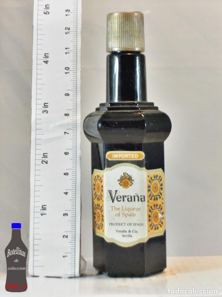 Sammlung von Weinen und Lik&ouml;ren: BOTELLITA BOTELLIN VERA&Ntilde;A THE LIQUEUR OF SPAIN VERA&Ntilde;A & CIA SEVILLA