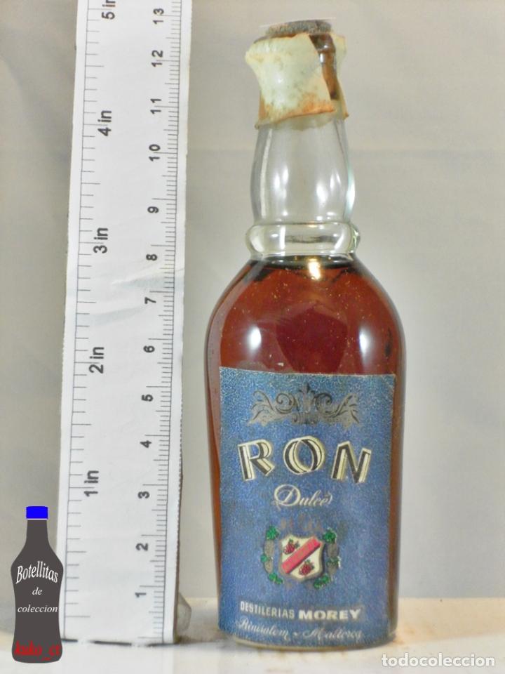 Sammlung von Weinen und Lik&ouml;ren: BOTELLITA BOTELLIN RON DULCE DESTILERIAS MOREY BINISALEM MALLORCA