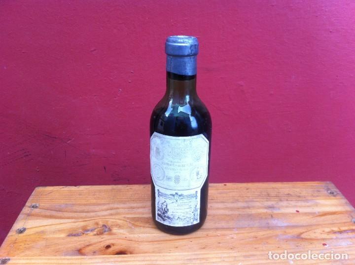 Sammlung von Weinen und Lik&ouml;ren: BOTELLA DE VINO. HEREDEROS DEL MARQU&Eacute;S DE RISCAL. EL CIEGO, &Aacute;LAVA, 1972.  &iquest;25CL? BOTELL&Iacute;N