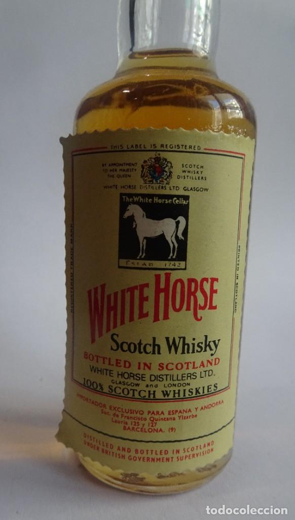 Coleccionismo de vinos y licores: ANTIGUO BOTELL&Iacute;N WHITE HORSE FINE OLD SCOTCH WHISKY SCOTLAND, VER FOTOS