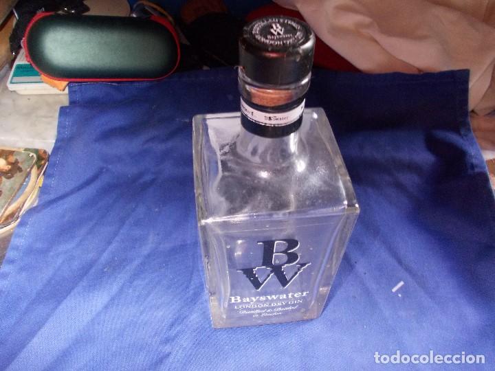 Coleccionismo de vinos y licores: botella de ginebra - Foto 2