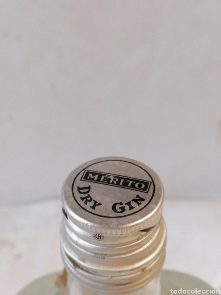 Coleccionismo de vinos y licores: Gin M&eacute;rito - Foto 3