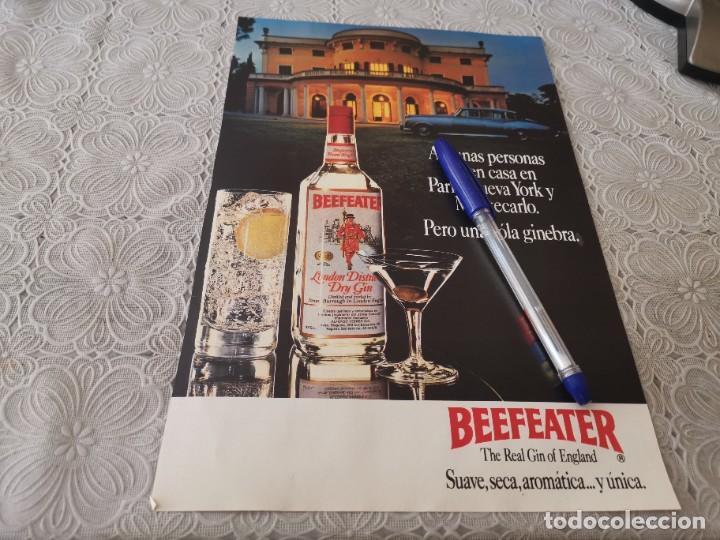 Coleccionismo de vinos y licores: GINEBRA BEEFEATER ANTIGUO ANUNCIO PUBLICIDAD REVISTA