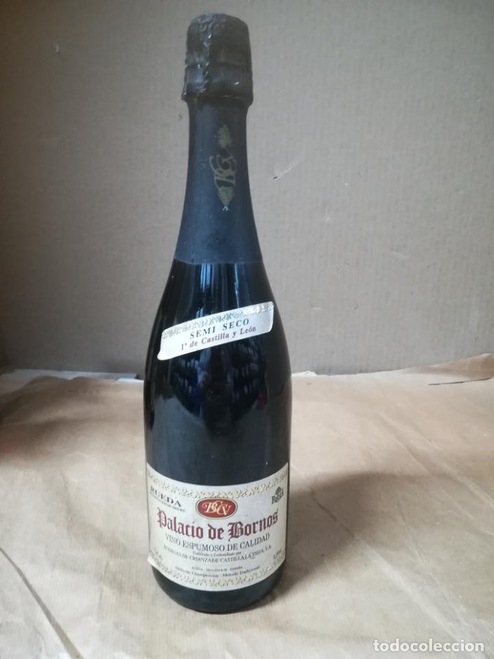Coleccionismo de vinos y licores: BOTELLA. VINO ESPUMOSO DE CALIDAD. PALACIO DE BORNOS. RUEDA, VALLADOLID. SEMI SECO. 75CL. VER FOTOS