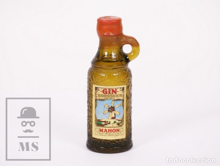 Coleccionismo de vinos y licores: Botell&iacute;n Lleno - Gin Xoriguer / Ginebra Destilada - Mah&oacute;n, Menorca - A&ntilde;os 70-80