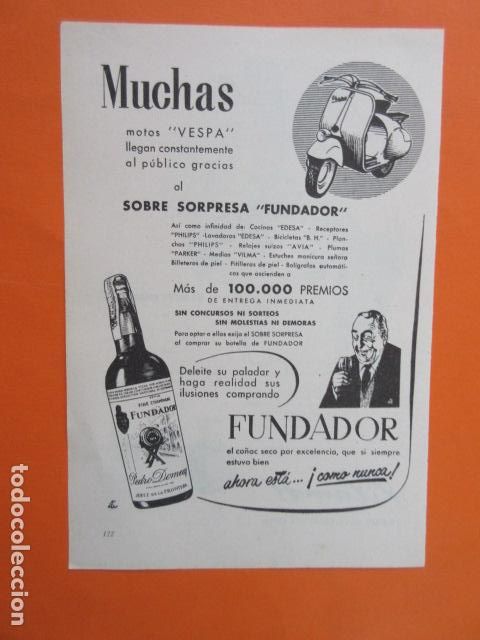 Coleccionismo de vinos y licores: PUBLICIDAD 1955 COLECCION BEBIDAS - FUNDADOR DOMECQ JEREZ DE LA FRONTERA CADIZ MOTOS VESPA