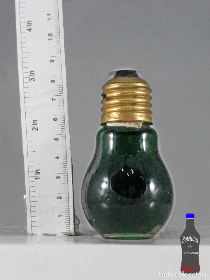 Sammlung von Weinen und Lik&ouml;ren: BOTELLITA BOTELLIN PEPPERMINT DESTILERIAS CAMPENY FORMA DE BOMBILLA