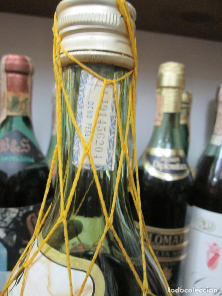 Coleccionismo de vinos y licores: ANTIGUA BOTELLA BRANDY CO&Ntilde;AC, CENTENARIO TERRY - Foto 3