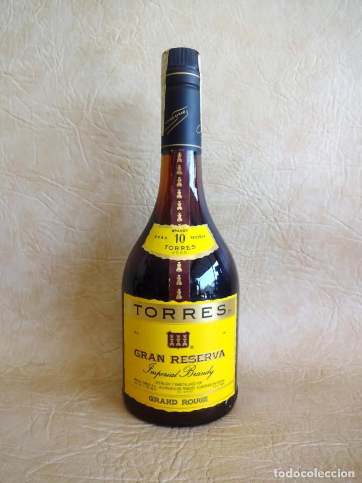 antigua botella brandy torres 10 grand rouge