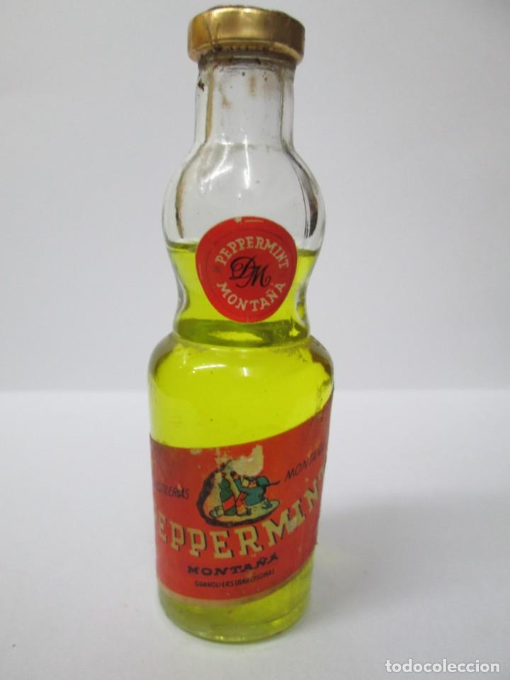 Coleccionismo de vinos y licores: ANTIGUO BOTELLIN BRANDY CO&Ntilde;AC, PEPPERMINT MONTA&Ntilde;A
