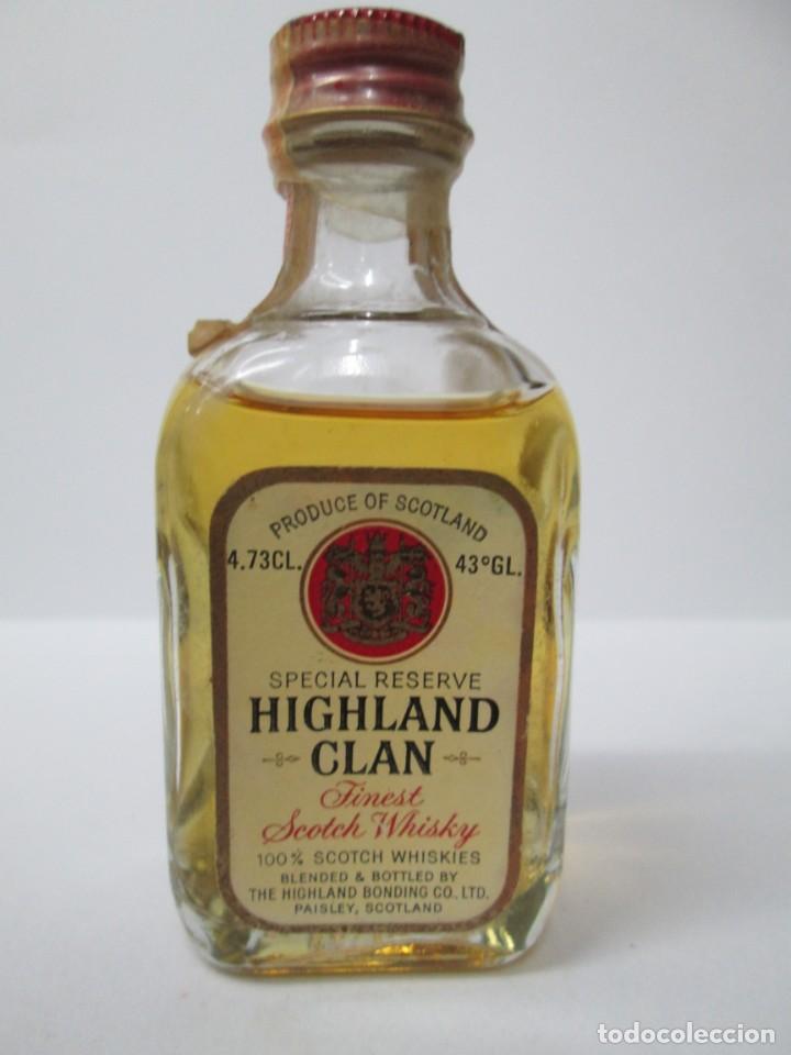 Coleccionismo de vinos y licores: ANTIGUO BOTELLIN BRANDY CO&Ntilde;AC, WHISKY HIGHLAND CLAN