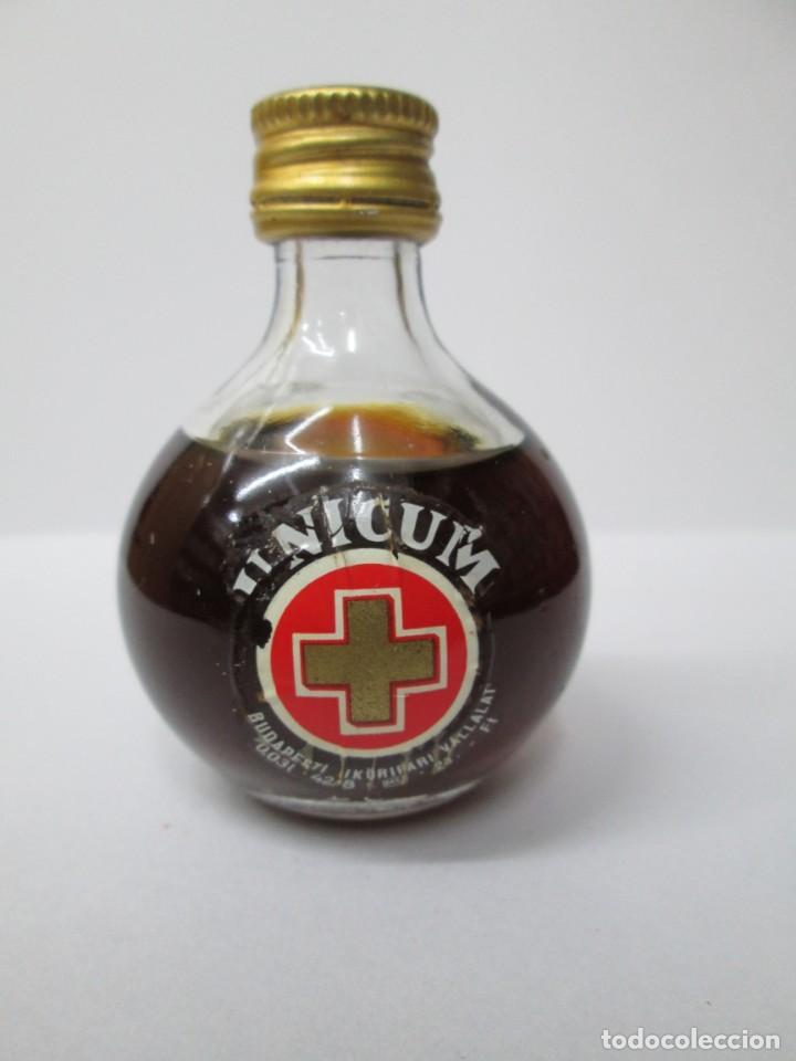 Coleccionismo de vinos y licores: ANTIGUO BOTELLIN BRANDY COA&Ntilde;AC, UNICUM