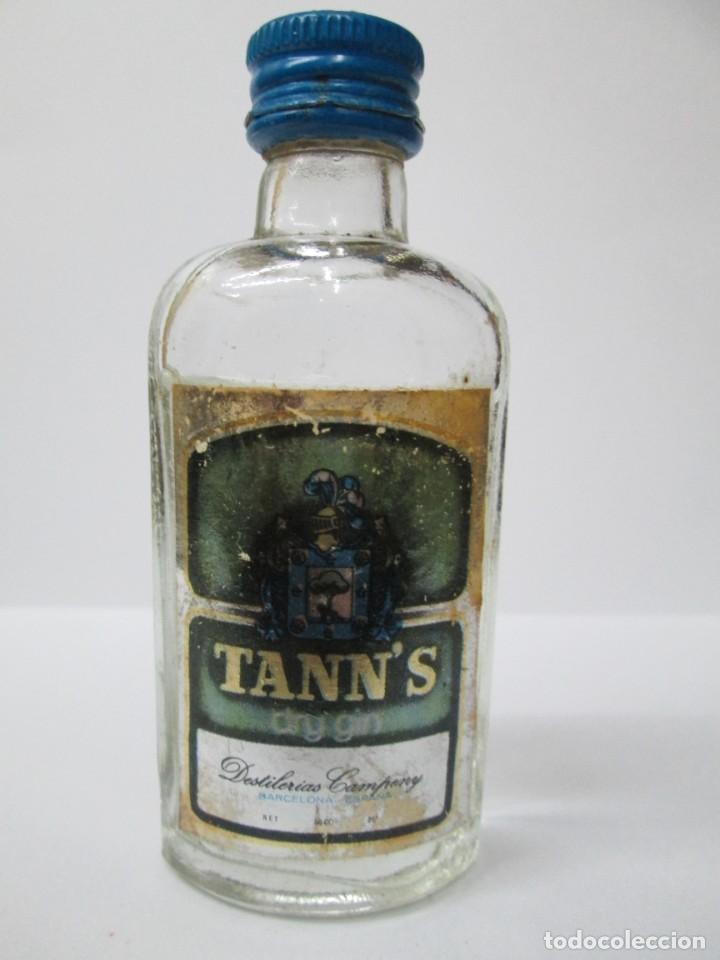 Coleccionismo de vinos y licores: ANTIGUO BOTELLIN BRANDY CO&Ntilde;AC, TANN'S DRY GIN