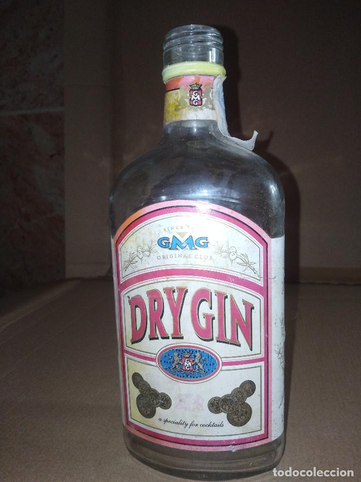 Coleccionismo de vinos y licores: Botella ginebra gmg dry gin leer ver envio