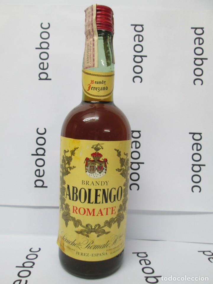 Coleccionismo de vinos y licores: ANTIGUA BOTELLA BRANDY CO&Ntilde;AC, ABOLENGO, IMPUESTO DE 4 PTS, DECADA 60-70