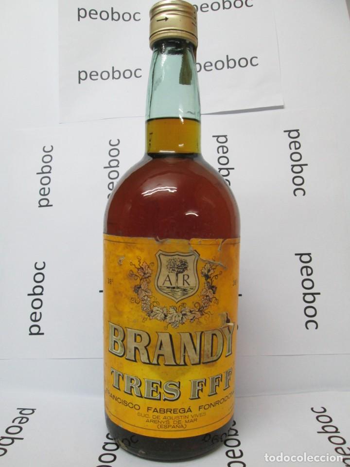 Coleccionismo de vinos y licores: ANTIGUA BOTELLA BRANDY CO&Ntilde;AC,BOTELLON 2,25 L.TRES FFF, IMPUESTO DE 4 PTS, DECADA 60-70