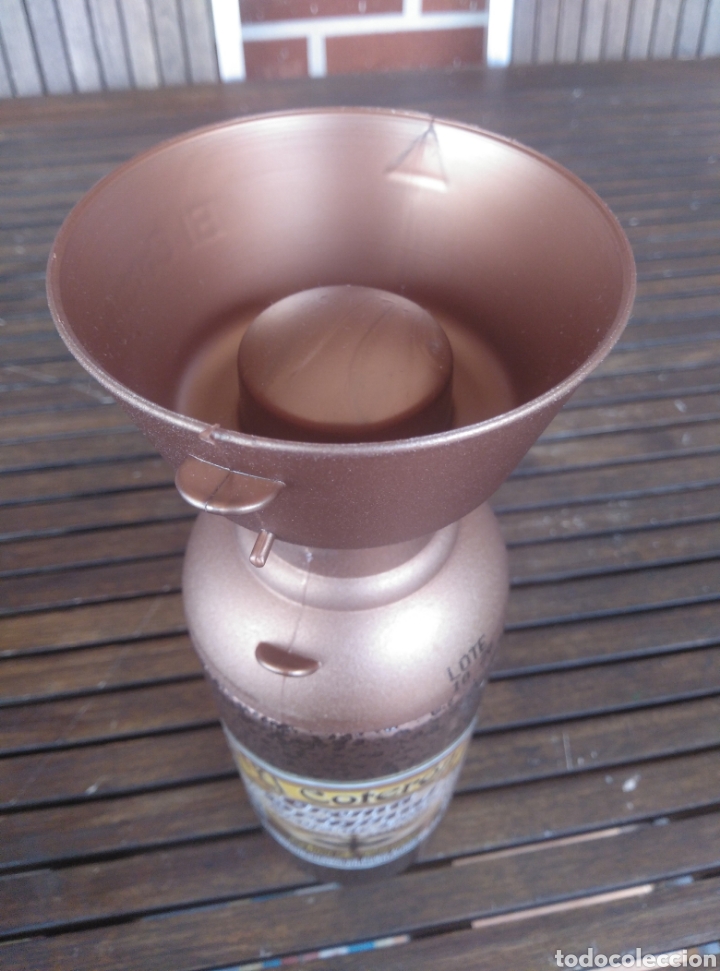 Coleccionismo de vinos y licores: Original botella imitando alquitara. - Foto 4