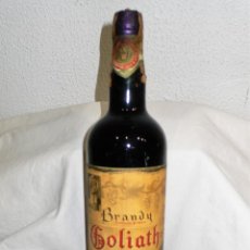 Coleccionismo de vinos y licores: ANTIGUA BOTELLA BRANDY GOLIATH.COMPAÑÍA MATA.MÁLAGA.SELLO OCHENTA CÉNTIMOS