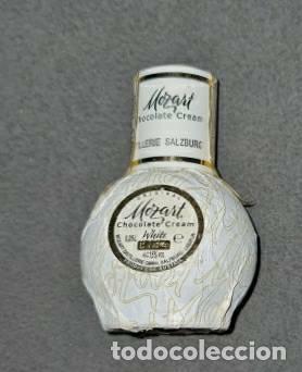 Collection of wines and liquors: botell&iacute;n. Mozart. Chocolate cream. White