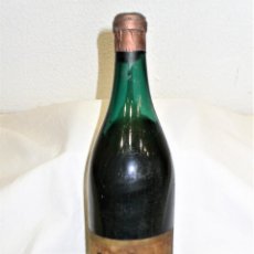 Coleccionismo de vinos y licores: ANTIGUA BOTELLA VINO CEPA DE ORO COSECHA 1939.BODEGAS BILBAÍNAS.HARO