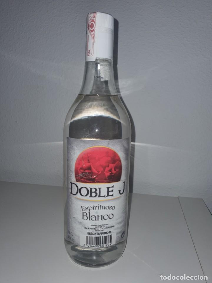Coleccionismo de vinos y licores: botella ron doble j espiritu blanco
