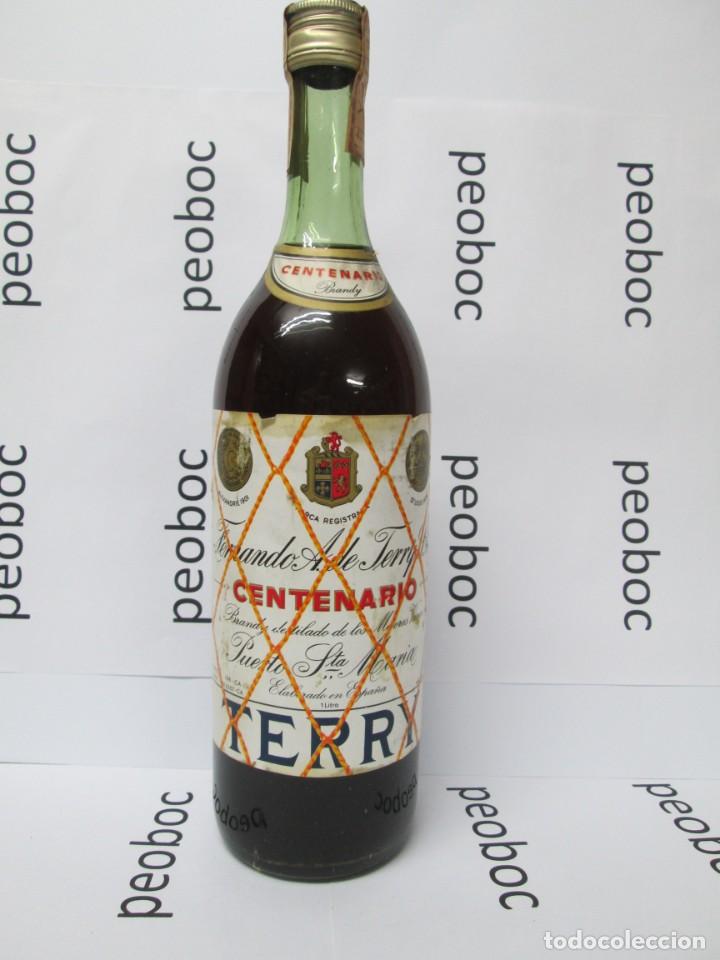 Coleccionismo de vinos y licores: ANTIGUA BOTELLA BRANDY CO&Ntilde;AC, CENTENARIO TERRY, IMPUESTO DE 4 PTS, DECADA 60-70