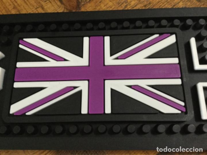 Coleccionismo de vinos y licores: BULLDOG - ALFOMBRILLA DE GOMA POSAVASOS - GINEBRA INGLESA BULLDOG LONDON DRY GIN