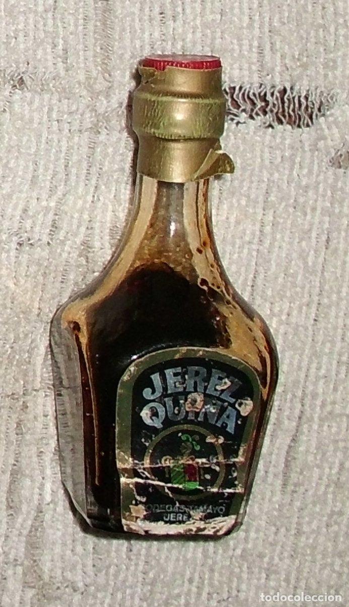 Coleccionismo de vinos y licores: BOTELLIN JEREZ QUINA. BODEGAS TAMAYO. JEREZ DE LA FRONTERA RF-5987