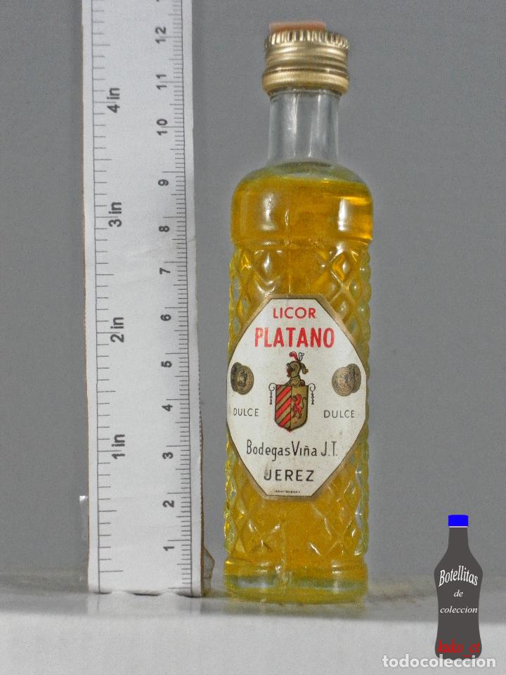 Coleccionismo de vinos y licores: BOTELLITA BOTELLIN LICOR DE PLATANO BODEGAS TAMAYO JEREZ