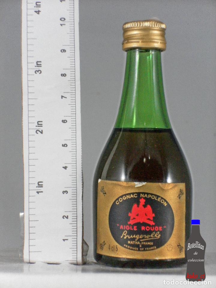 Sammlung von Weinen und Lik&ouml;ren: BOTELLITA BOTELLIN COGNAC NAPOLEON AIGLE ROUGE BRUGEROLLE MATHA FRANCE