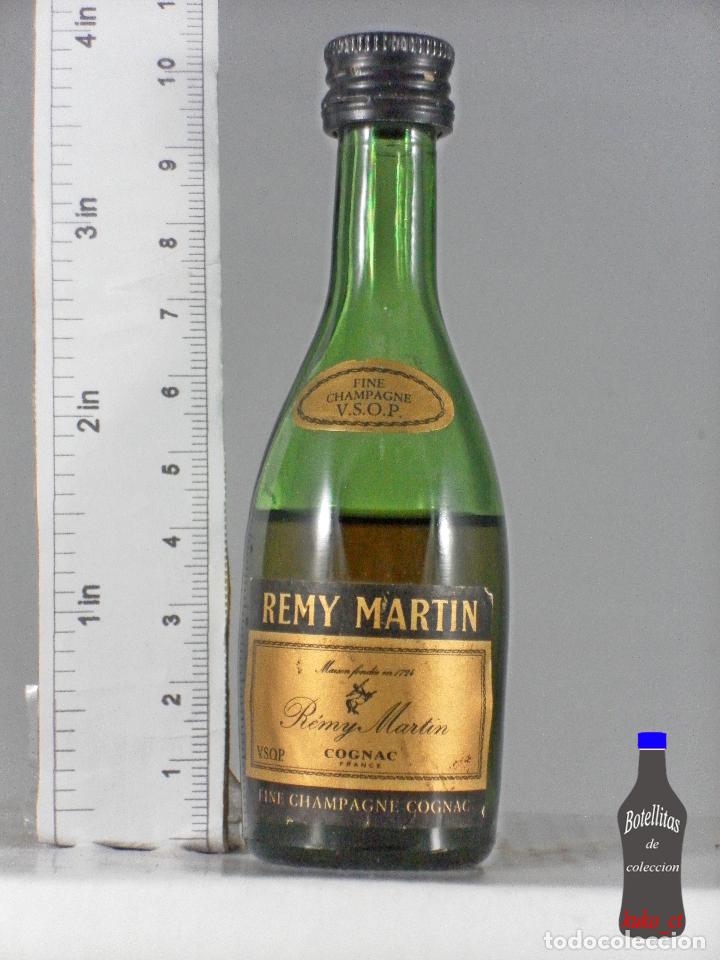 Sammlung von Weinen und Lik&ouml;ren: BOTELLITA BOTELLIN REMY MARTIN V.S.O.P. COGNAC FRANCE
