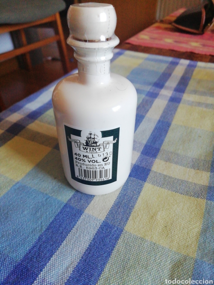 Coleccionismo de vinos y licores: Botellin gin - Foto 2