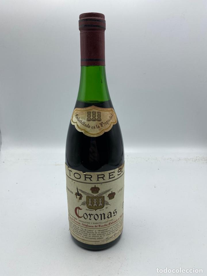 Collection of wines and liquors: BOTELLA. CORONAS. COSECHA 1980. MIGUEL TORRES. VILAFRANCA DEL PENED&Eacute;S 70 CL. 12% VOL. VER FOTOS