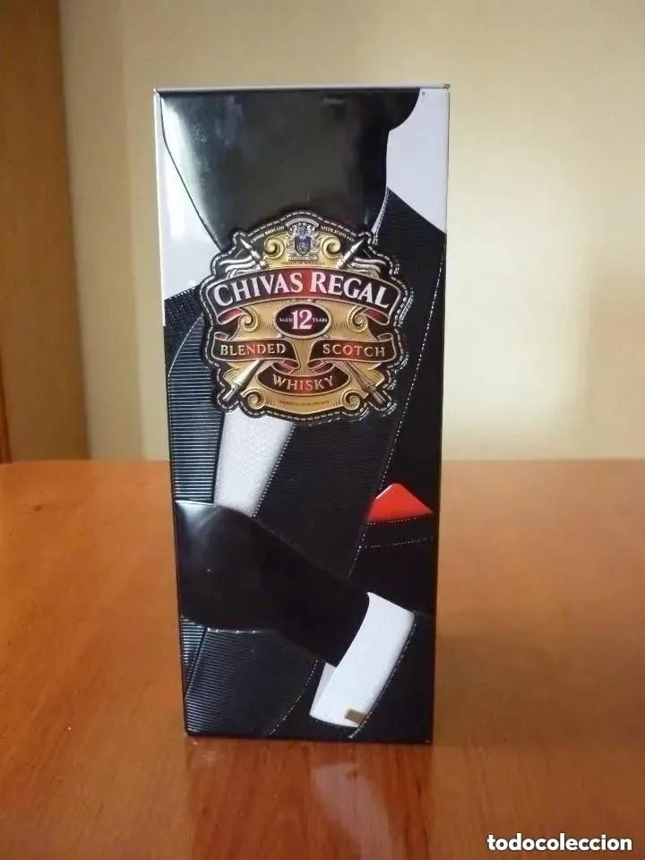 Coleccionismo de vinos y licores: CAJA DE METAL DE WHISKY CHIVAS REGAL 12 A&Ntilde;OS