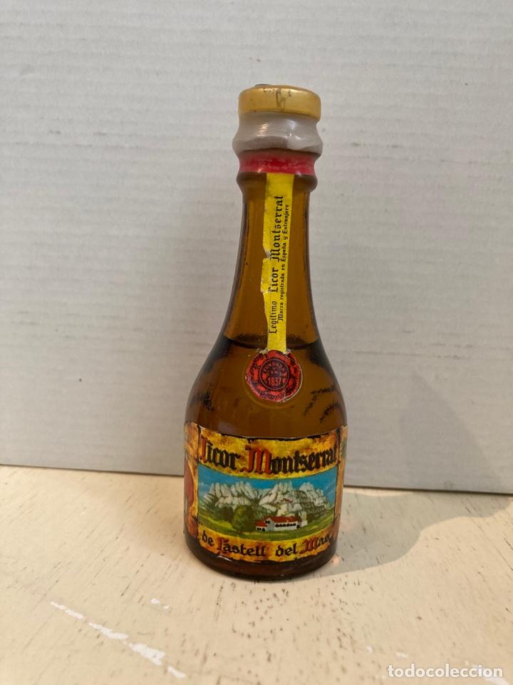 Coleccionismo de vinos y licores: Botell&iacute;n Licor Montserrat. Castell del mar