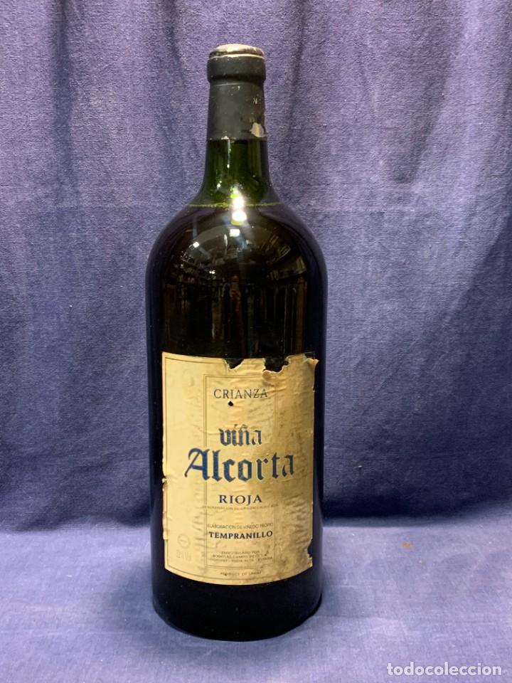 Coleccionismo de vinos y licores: BOTELLA VINO VIÑA ALCORTA TEMPRANILLO 12% RIOJA 5 LITROS 47X17CMS - Foto 2 - 262126350