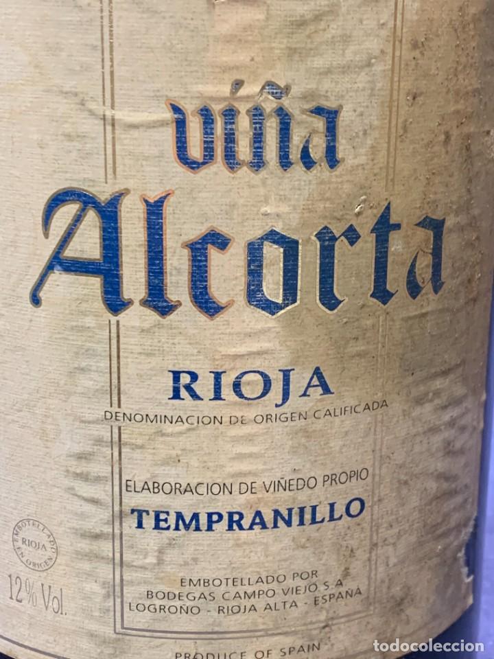 Coleccionismo de vinos y licores: BOTELLA VINO VIÑA ALCORTA TEMPRANILLO 12% RIOJA 5 LITROS 47X17CMS - Foto 4 - 262126350