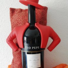 Coleccionismo de vinos y licores: TÍO PEPE. Lote 263723385