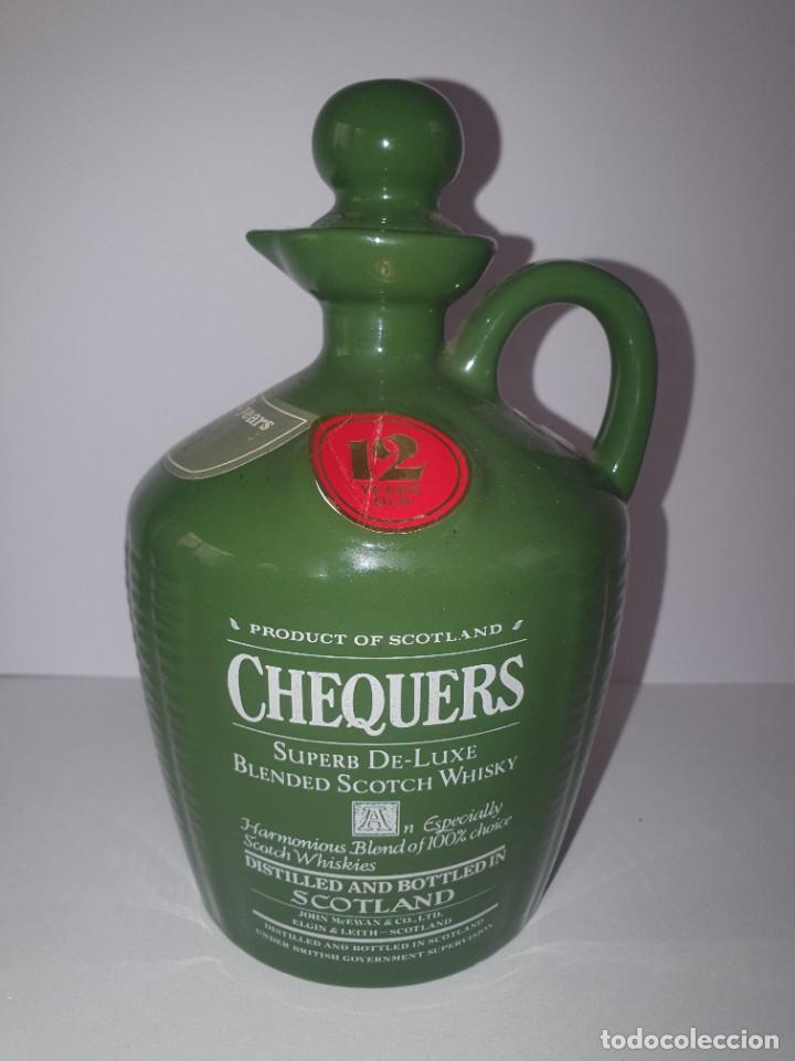 Coleccionismo de vinos y licores: Caneco ceramica scotch whisky Chequers 12 años - Foto 2 - 265787674