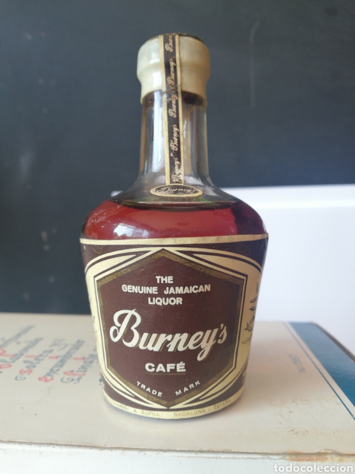 Coleccionismo de vinos y licores: Botellin Burney's licor Caf&eacute;,Jamaica, Bofill, 4 cts