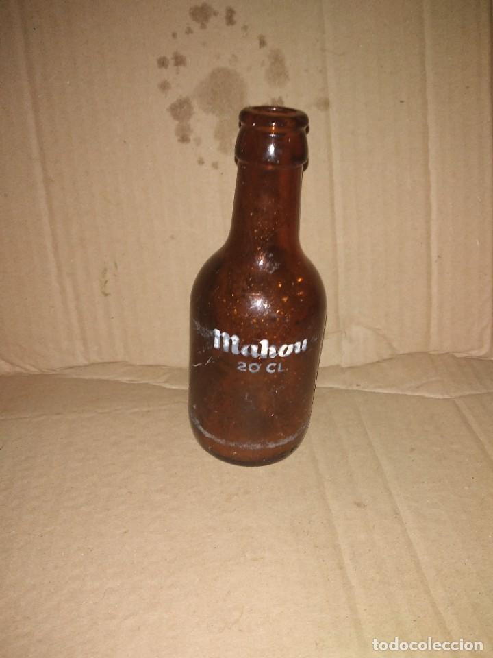 Coleccionismo de vinos y licores: botellin mahou - Foto 2
